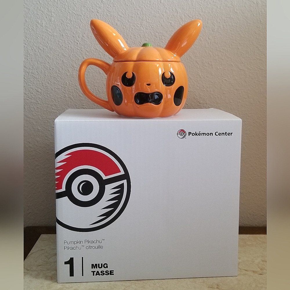 Pokemon Center Halloween Pumpkin Pikachu 15 Oz Mug
